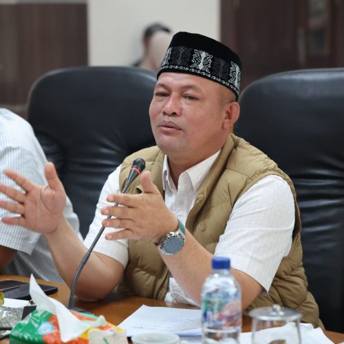 Foto: Bupati Aceh Utara H. Ismail A Jalil, SE., MM atau yang lebih akrab disapa Ayah Wa