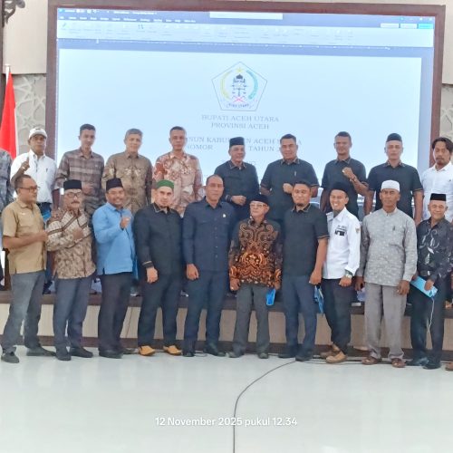 Foto: DPRK Aceh Utara menggelar rapat dengar pendapat umum terhadap Rancangan Qanun Kabupaten Aceh Utara tentang Perlindungan Lahan Pertanian, Pengelolaan Pertanian dan Penyelenggaraan Irigasi.