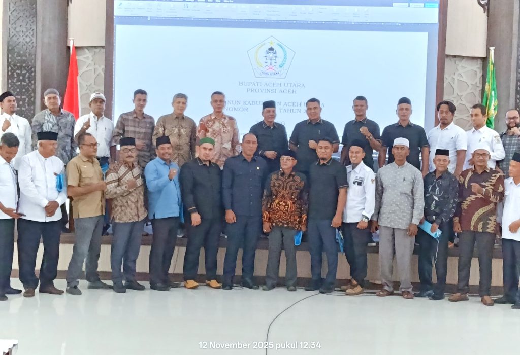 Foto: DPRK Aceh Utara menggelar rapat dengar pendapat umum terhadap Rancangan Qanun Kabupaten Aceh Utara tentang Perlindungan Lahan Pertanian, Pengelolaan Pertanian dan Penyelenggaraan Irigasi.
