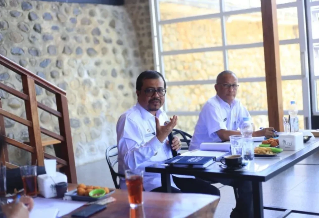 Foto: Pj Bupati Aceh Utara, Azwardi menyampaikan Realisasi penyerapan Anggaran tahun 2023