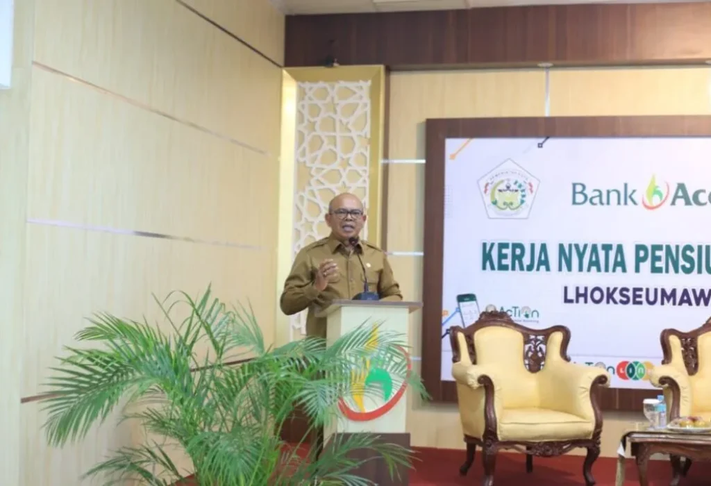 Foto: Sekda Aceh Utara, Dr A Murtala, MSi membuka kegitan kewirausahaan bagi 454 ASN jelang Pensiun
