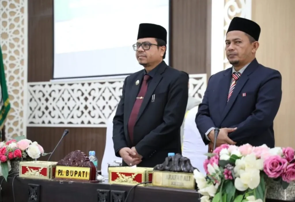 FOTO: Ketua DPRK Aceh Utara, Arafat bersama Pj Bupati Aceh Utara, Azwardi