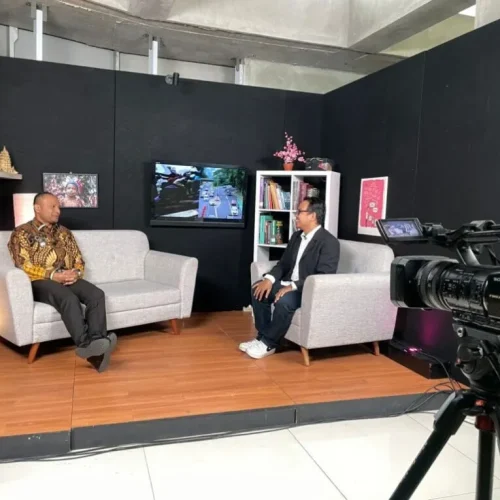 FOTO: Pj Wali Kota Lhokseumawe Menjadi Narasumber pada Podcast Tempo