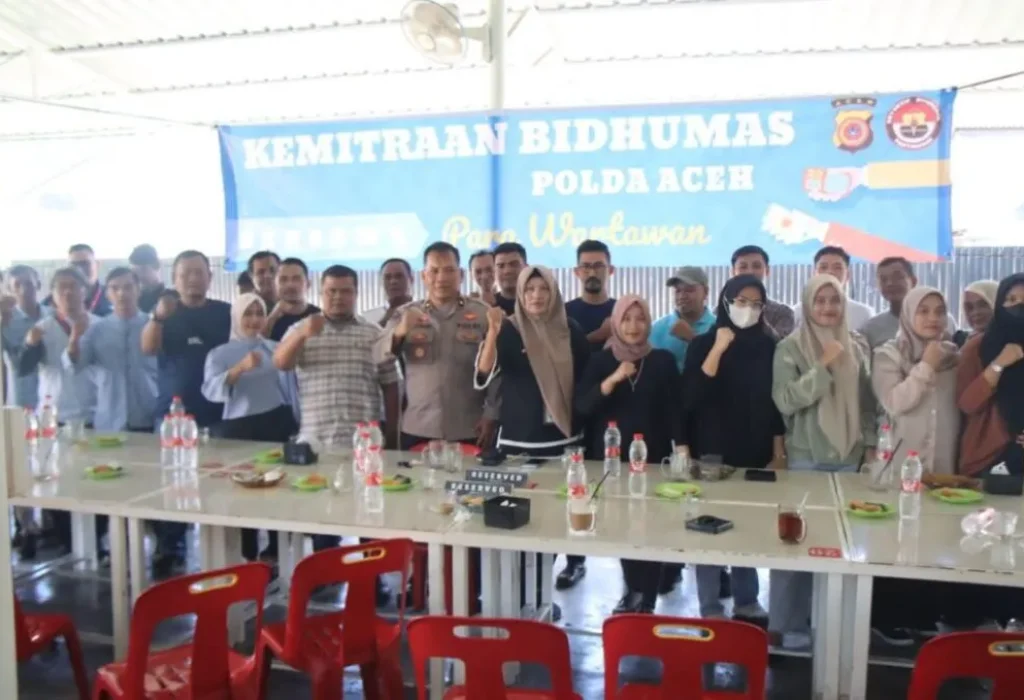 FOTO: Kabid Humas Polda Aceh Kombes Joko Krisdiyanto melalui Kaur Mitra Subbid Penmas Kompol Yasir mengajak insan pers atau wartawan membantu Polri menjaga kamtibmas lewat pemberitaan yang bersifat edukatif dan informatif.