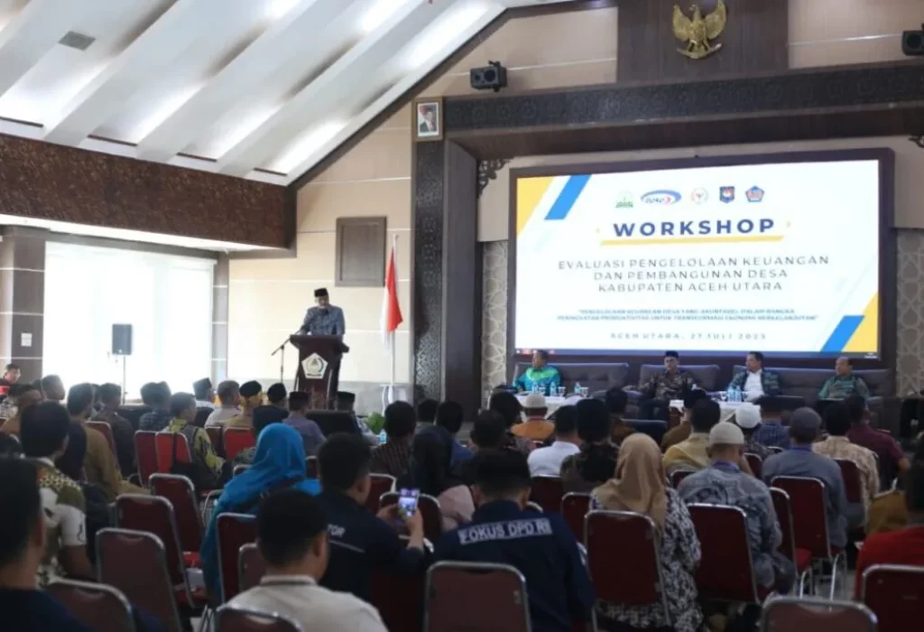 FOTO: Dayan Albar, SSos, MAP menbacakan sambutan Pj Bupati Aceh Utara