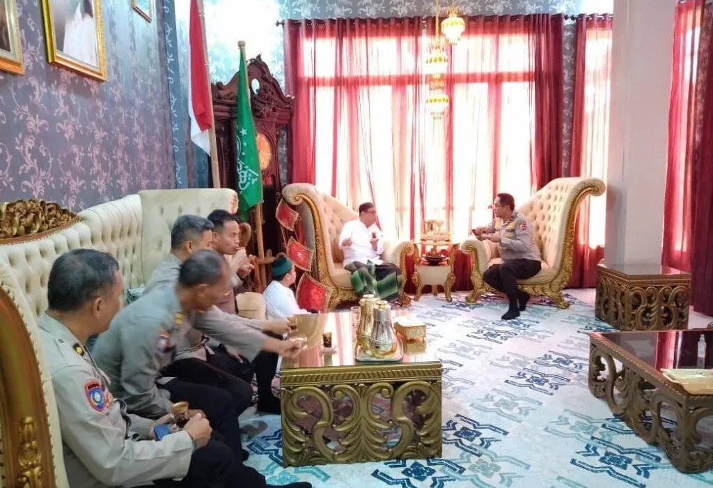 FOTO: Tim Operasi Nusantara Cooling System (ONCS) mengunjungi kediaman Habib Umar Al-Mutohar di Gunungpati, Kota Semarang