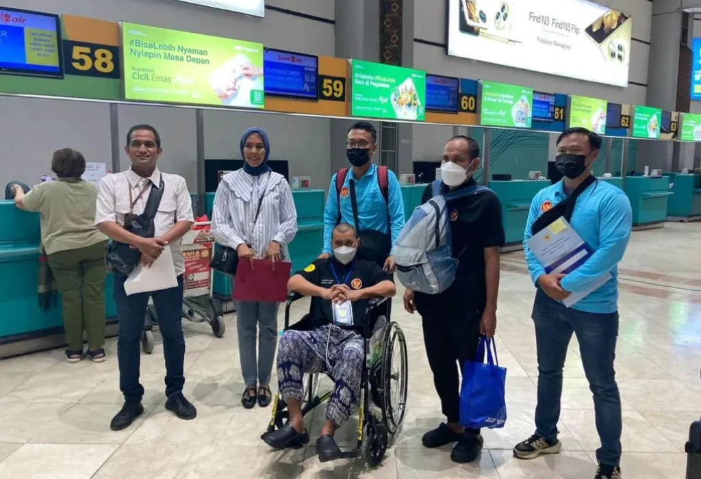 Foto: Gubernur Aceh melalui Badan Penghubung Pemerintah Aceh (BPPA) di Jakarta kembali memfasilitasi pemulangan dua Anak Buah Kapal (ABK) usai menjalani penahan di Thailand.