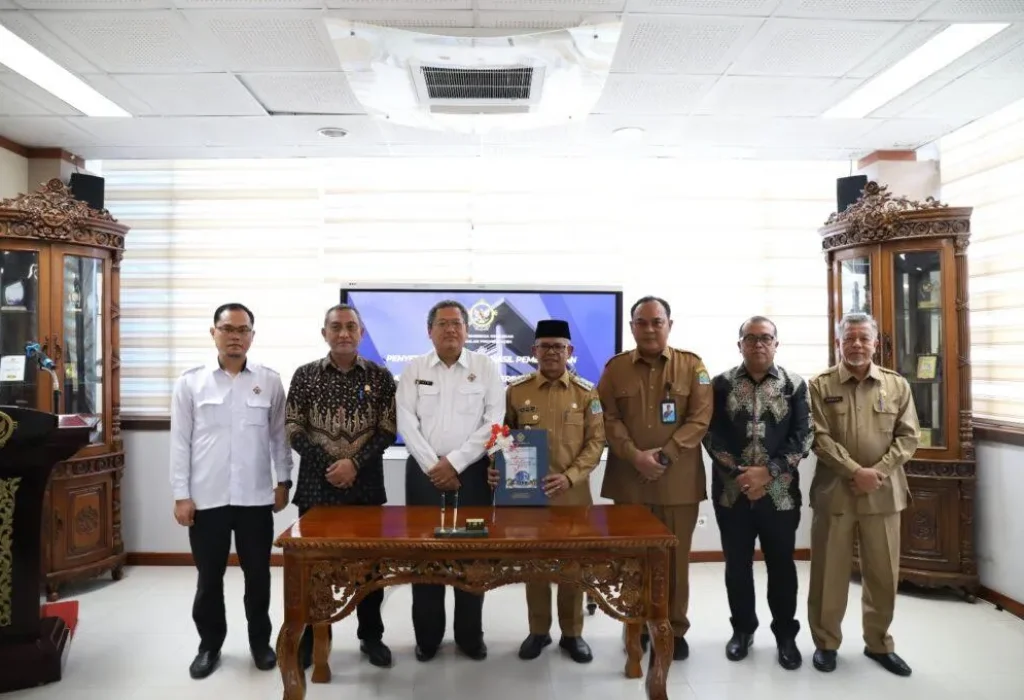 Foto: Pemerintah Kabupaten Aceh Jaya kembali meraih opini Wajar Tanpa Pengecualian (WTP) yang ke-11 kalinya secara berturut-turut dari Laporan Hasil Pemeriksaan (LHP) BPK Perwakilan Provinsi Aceh atas Laporan Keuangan Pemerintah Kabupaten Aceh Jaya Tahun Anggaran 2023.