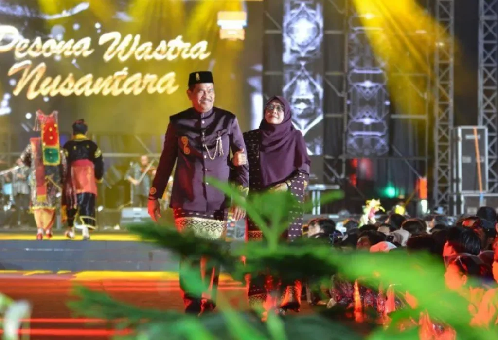 Foto: Pemerintah Kota Lhokseumawe tampilkan keunikan khas budaya Aceh, pada ajang Korwil I Apeksi melalui pameran maupun fashion show, di Kota Pekanbaru, Sabtu (4/5).