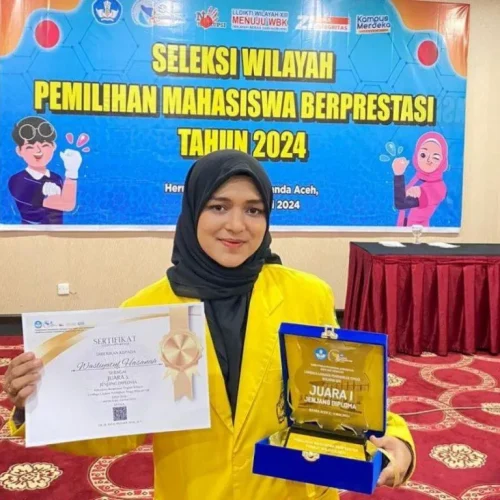 Foto: Wasliyatul Hasanah berhasil meraih juara pertama jenjang Diploma dari ajang Seleksi Wilayah Mahasiswa Berprestasi Tahun 2024