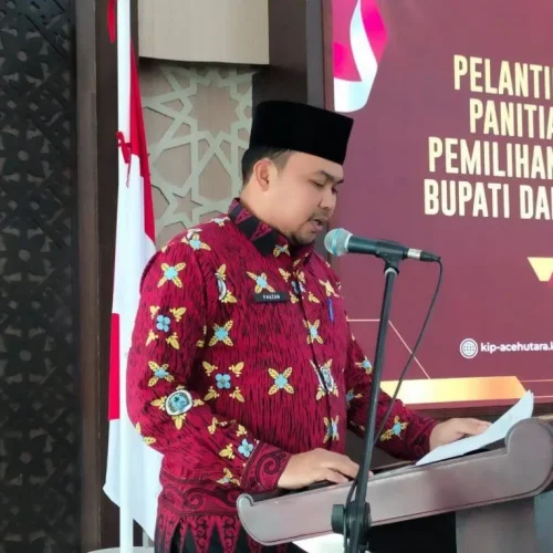 Foto: Pelantikan PPK, Pj Mahyuzar Ingatkan Proporsional dan Tetap Menjaga Netralitas