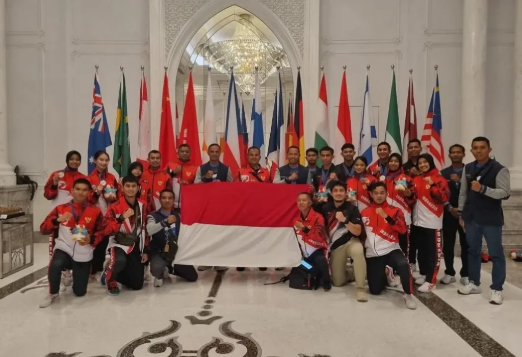 Foto: Tim Terjun Payung Polri yang tergabung dalam Timnas Terjun Payung Indonesia mengikuti Kejurnas Asia dan Kejuaraan Dunia 5th FAI World Cup Indoor Skydiving and 1st FAI Asian Indoor Skydiving Championships. Kejuaraan yang digelar mulai 16-20 April 2024 di Go Airborne Indoor Skydiving Macau China yang diikuti 30 negara untuk kejuaraan dunia dan 10 negara untuk kejuaraan Asia.