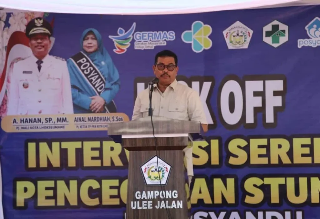 Foto: Penjabat (Pj) Wali Kota Lhokseumawe A Hanan membuka secara resmi Kick Off Intervensi Serentak Pencegahan Stunting