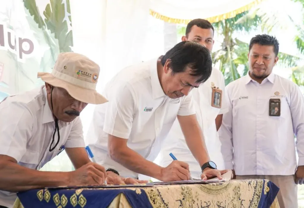 Foto: PT Pupuk Iskandar Muda (PIM) berkolaborasi dengan berbagai pihak menggelar aksi nyata dalam rangka memperingati Hari Lingkungan Hidup Sedunia 2024 di kawasan Ekoduwisata Paya Nie, Gampong Blang Mee, Kecamatan Kuta Blang, Kabupaten Bireuen.