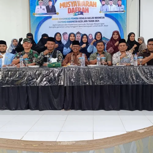 Foto: Penjabat Bupati Aceh Jaya, Dr. A. Murtala., M.Si., membuka kegiatan Musyawarah Daerah (MUSDA) ke-4 Badan Komunikasi Pemuda Remaja Masjid (BKPRMI) Kabupaten Aceh Jaya Tahun 2024