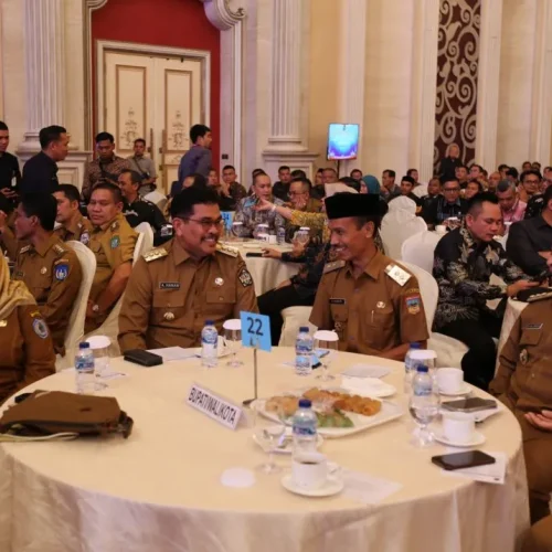 Foto: Pj Bupati/Wali Kota  wilayah Sumbagut mengikuti Rakor Persiapan Pilkada