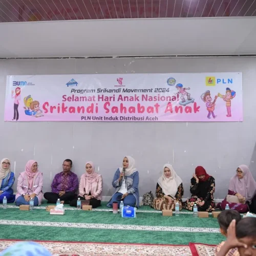 Foto: Bunda PAUD Aceh Mellani Subarni mengunjungi UPTD Rumoh Seujahtra Aneuk Nanggroe di Gampong Gue Gajah, Darul Imarah, Aceh Besar, dalam momentum peringatan Hari Anak Nasional, Minggu 28 Juli 2024.
Pukul 09.00 sd 10.50