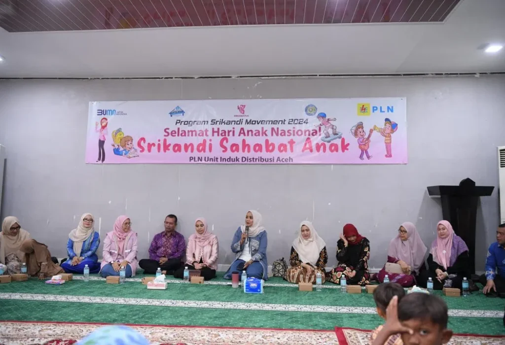 Foto: Bunda PAUD Aceh Mellani Subarni mengunjungi UPTD Rumoh Seujahtra Aneuk Nanggroe di Gampong Gue Gajah, Darul Imarah, Aceh Besar, dalam momentum peringatan Hari Anak Nasional, Minggu 28 Juli 2024.
Pukul 09.00 sd 10.50