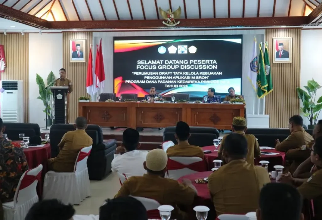 Foto: Sekretaris Daerah, T. Adnan atas nama pemerintah kota Lhokseumawe mengapresiasi kepada tim Politeknik negeri Lhokseumawe