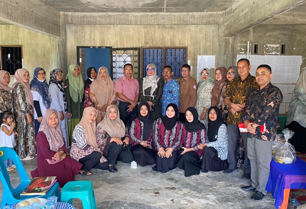 Foto: Pemerintah Kabupaten Aceh Utara semakin serius menangani masalah stunting dengan melaksanakan audit kasus stunting (AKS) di berbagai kecamatan. Salah satu audit tersebut dilakukan di Kecamatan Syamtalira Aron pada Kamis, 10 Oktober 2024.