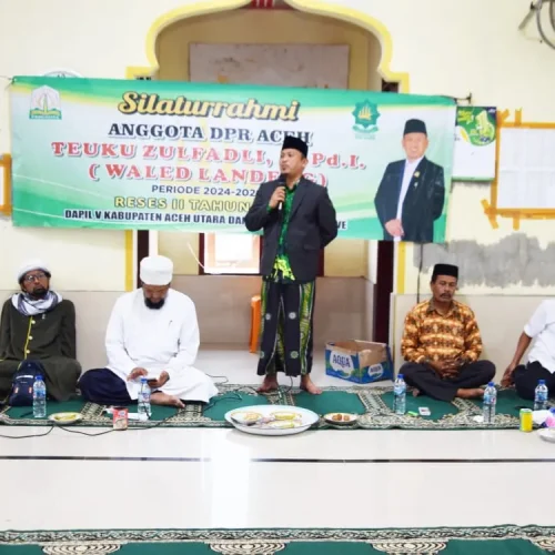 Foto:  Anggota Dewan perwakilan Rakyat (DPR) Aceh, Teuku Zulfadli, S.Pd.I yang akrab disapa Waled Landing ini melakukan Reses Perdana di Kabupaten Aceh Utara dan Kota Lhokseumawe.