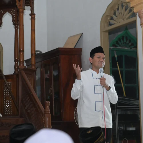 Foto: Safari Ramadhan di Aceh timur, Wakil Gubernur Serahkan Bantuan dan Tegaskan Komitmen Pembangunan Berbasis Syariat Islam